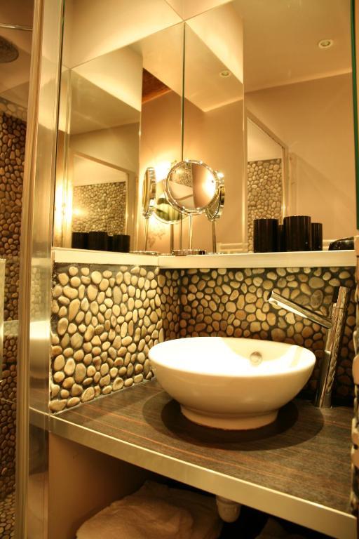 Loge Saint Jean Apartment Lyon Bagian luar foto